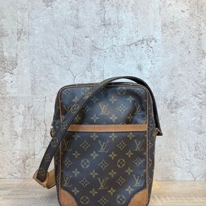 Used Vintage Louis Vuitton Monogram Danube Crossbody GM